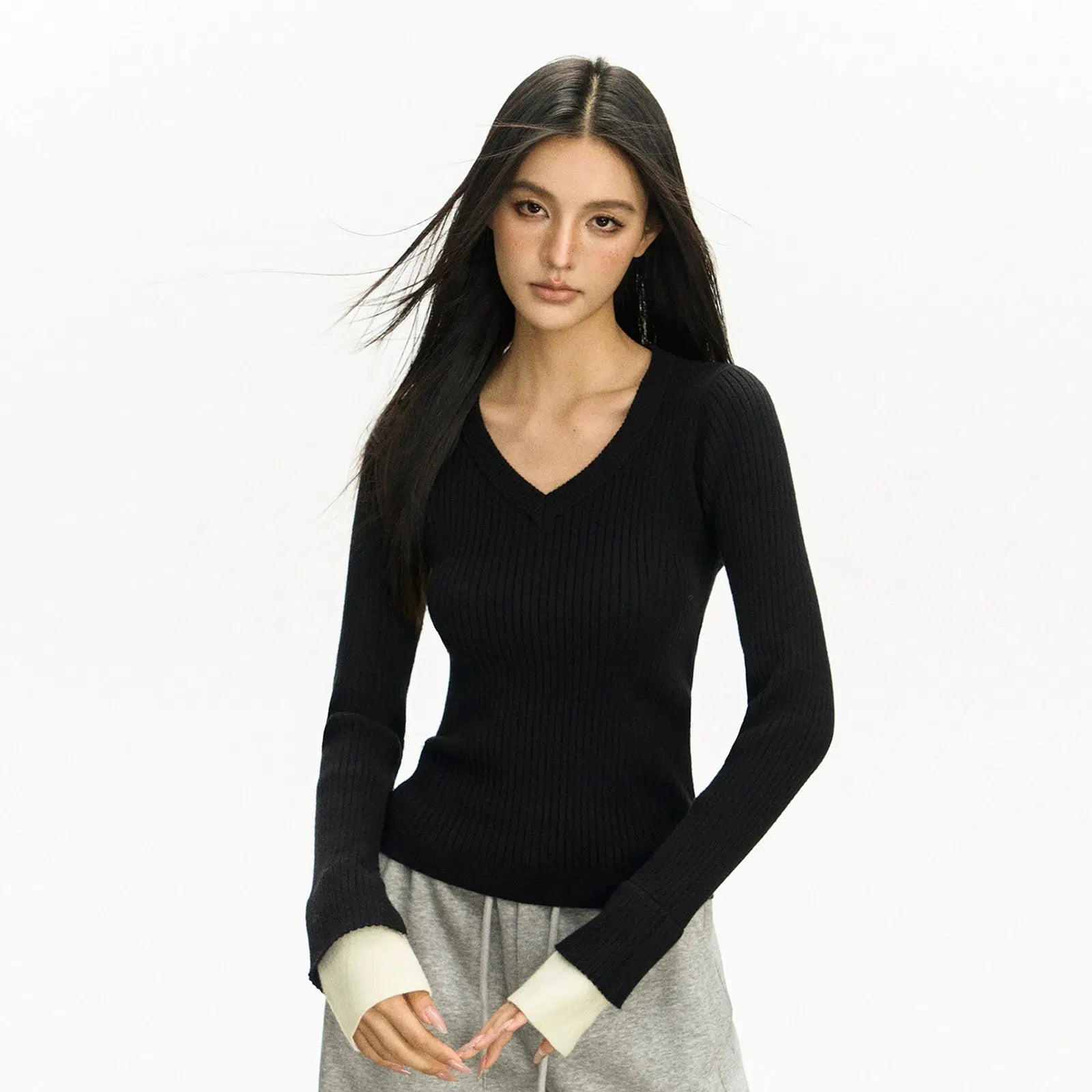 Short - Sleeve Sweaters for Summer Wear -Classic V-Neck Ribbed Knit Sweater