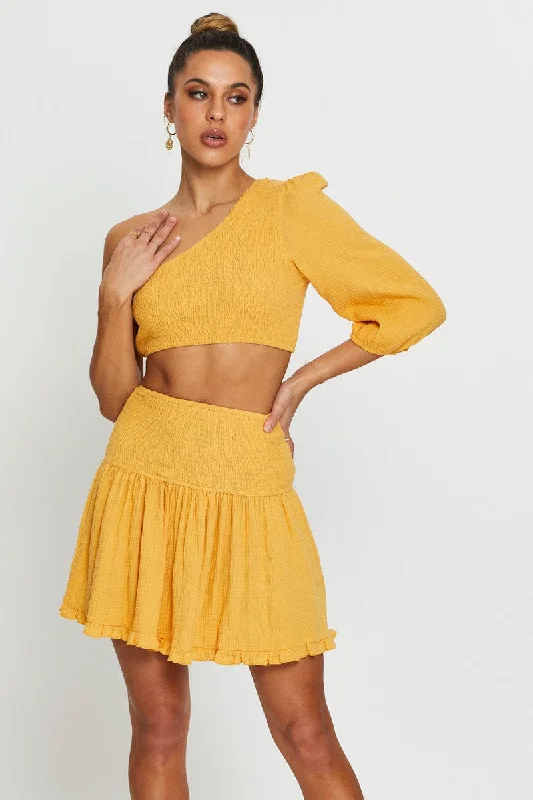 Cute pleated skirts for youthful school outfits -Yellow Shirred Skater Skirt