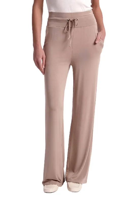 Humility Pant In Beige