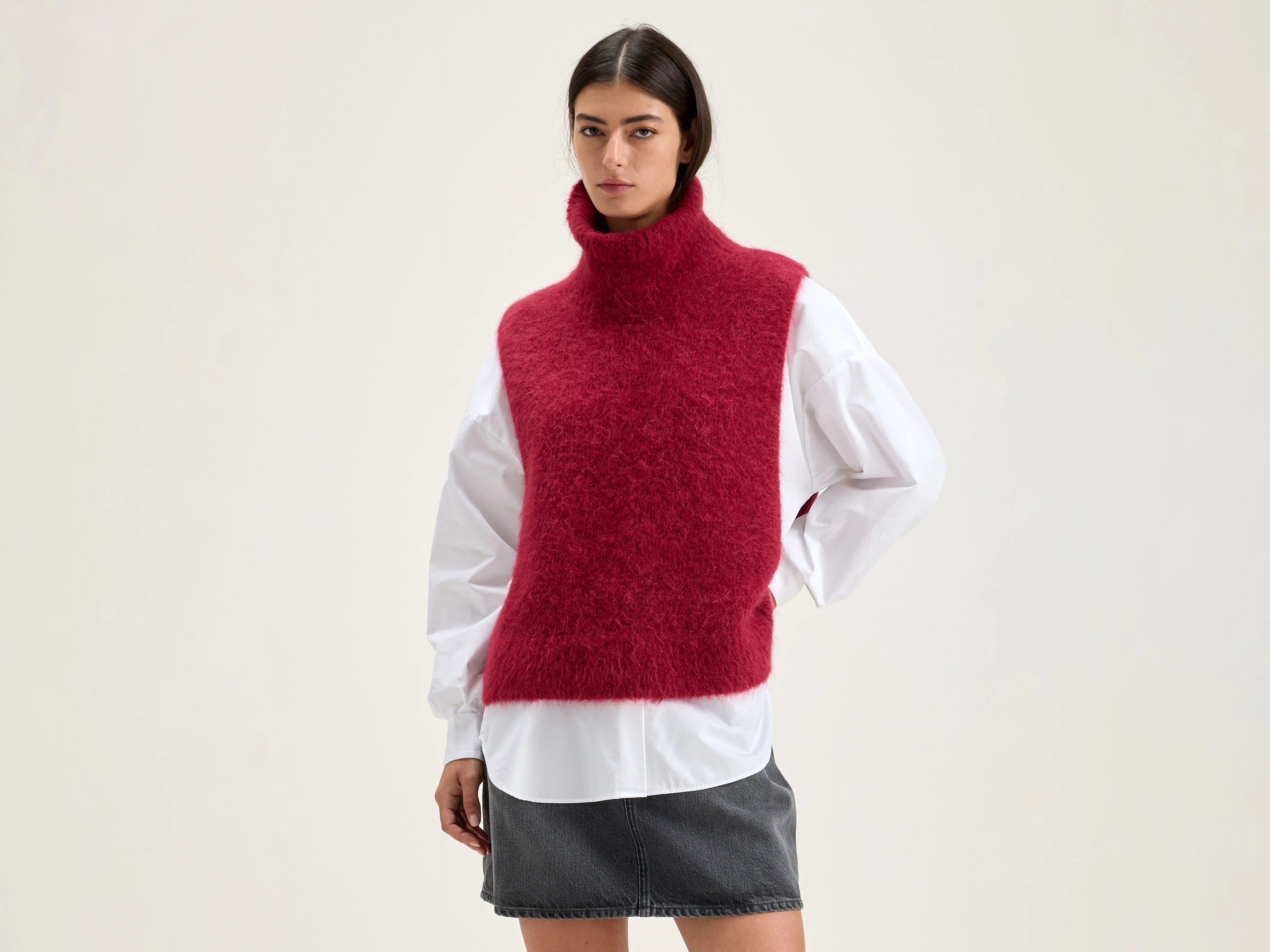 Off - Shoulder Sweaters for Sexy Look -Daren sleeveless sweater (242 / W / RED DAHLIA)