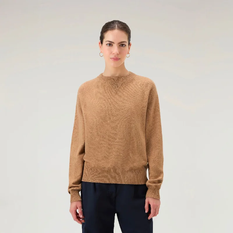 Anti - Pilling Sweaters for Long - Lasting -Crewneck Sweater in Wool Blend Suede Brown