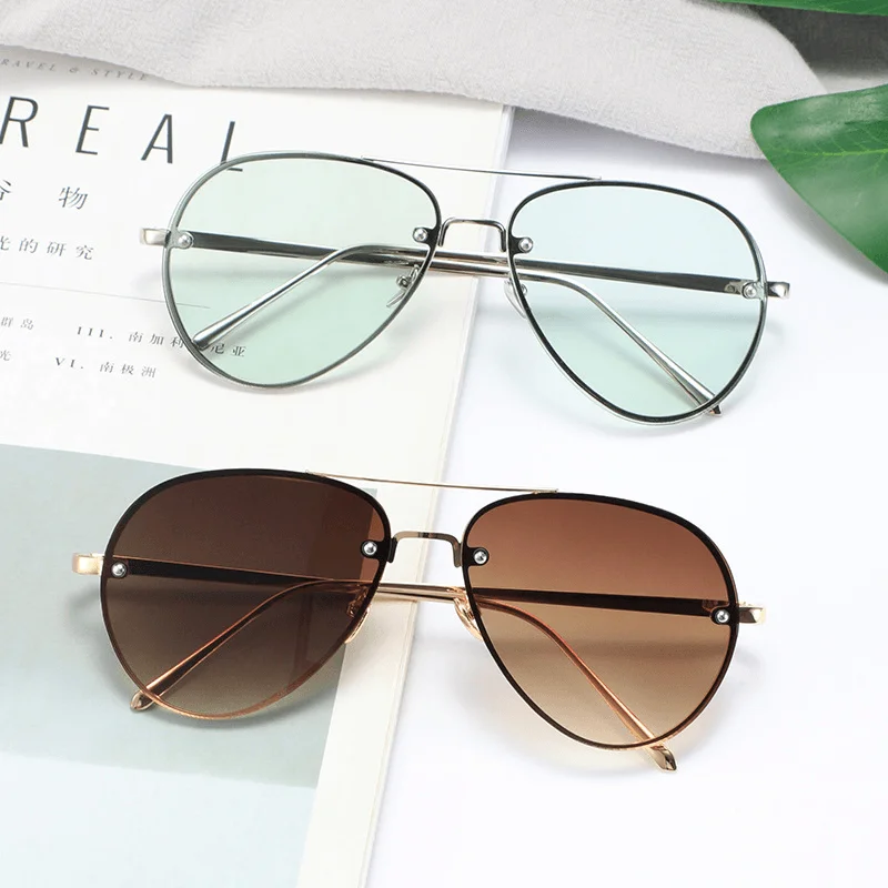 Anti-scratch Glasses for Longevity -Fashion Sunglasses Gradient Glasses Personality