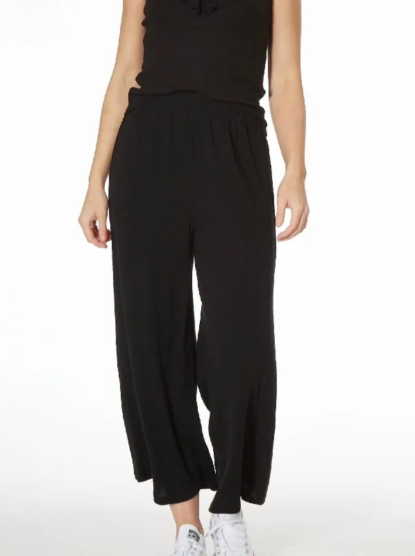 Wide Leg Pants for Curvy Figures -Janey Wide Leg Pants In Black