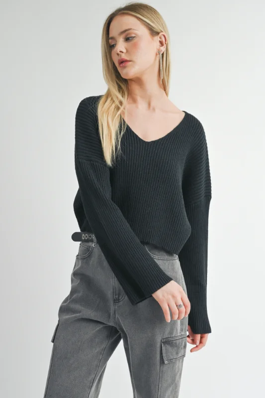 Machine - Made Sweaters for Mass Production -Julia Sweater