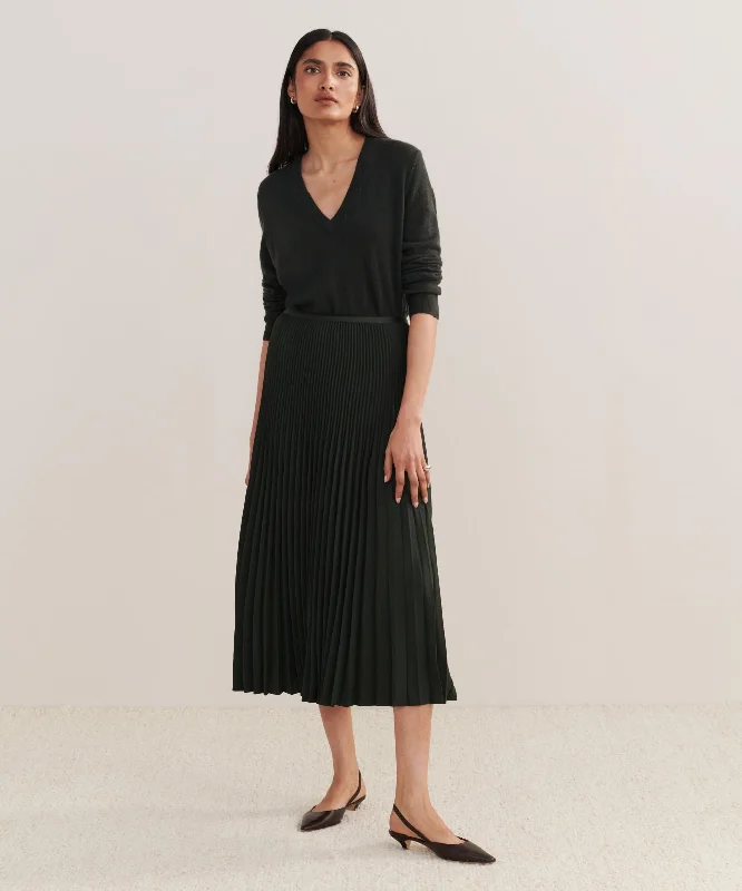 Midi pencil skirts for polished business attire -Pleated Skirt