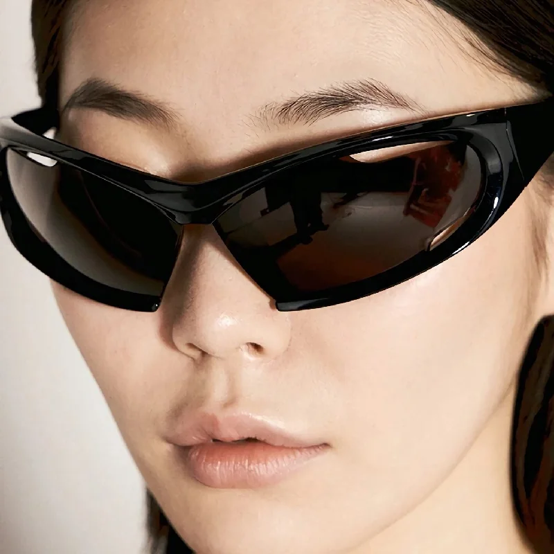 Studded Glasses for Edgy Style -Dynamic Y2K Punk Sunglasses